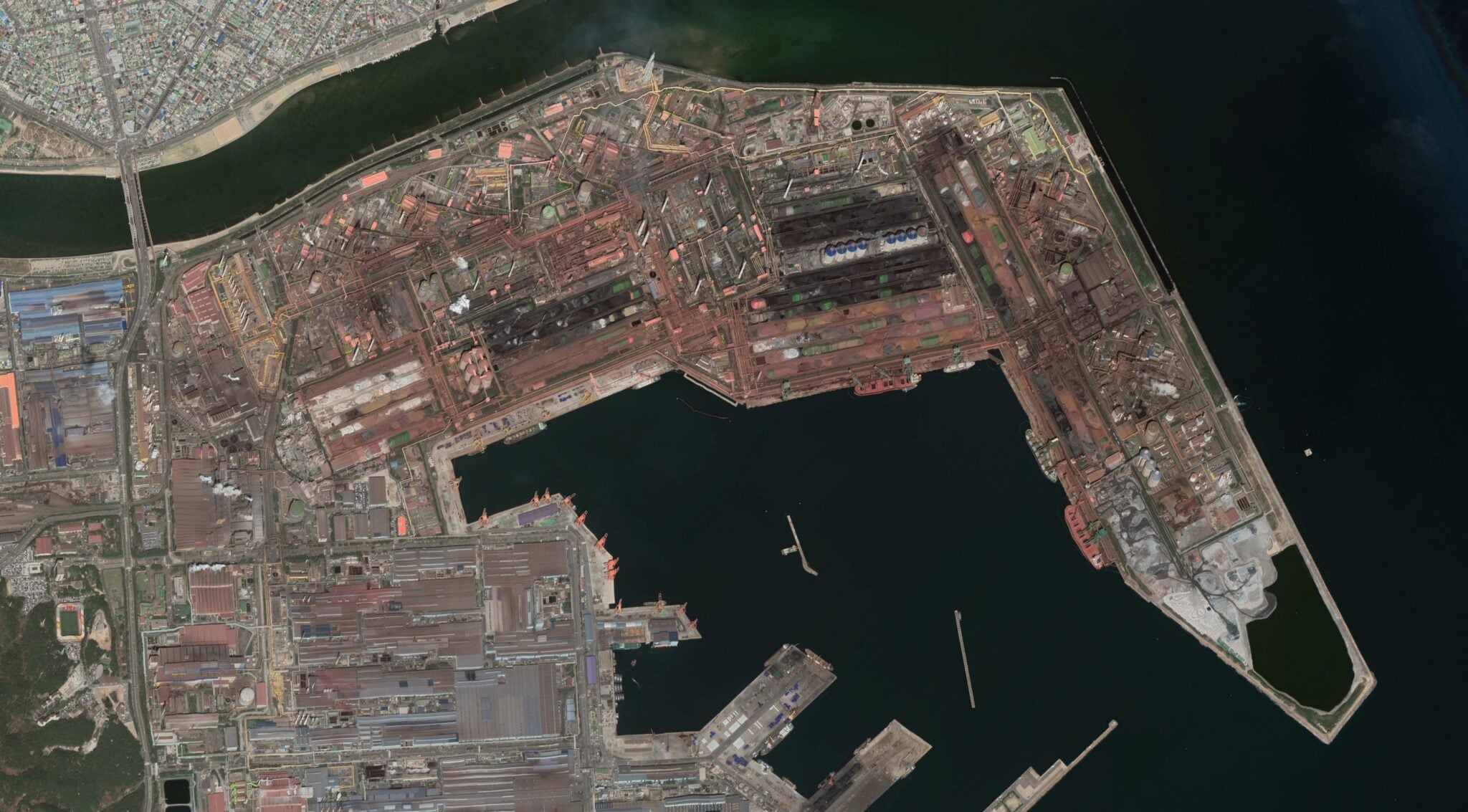 POSCO Pohang Steel Plant, Gyeongsang-do, South Korea Map Data: Google, Image ©2021 TerraMetrics, Image ©2021 Maxar Technologies