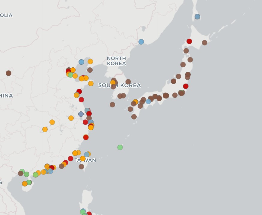 Mapa de puntos que muestra la infraestructura fósil en el este de Asia